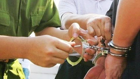 2 thanh niên bị khởi tố vì trốn tránh nghĩa vụ quân sự