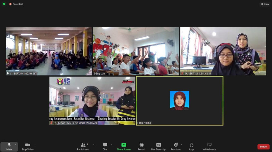 Tiết học kết nối với đơn vị kết nghĩa tại Malaysia của Trường Tiểu học Lê Ngọc Hân. Tiết học kết nối với đơn vị kết nghĩa tại Malaysia của Trường Tiểu học Lê Ngọc Hân.