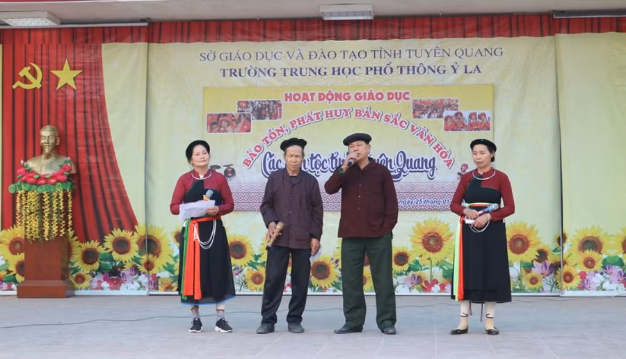 Tuyên Quang: Sáng tạo với dạy học qua di sản ảnh 1