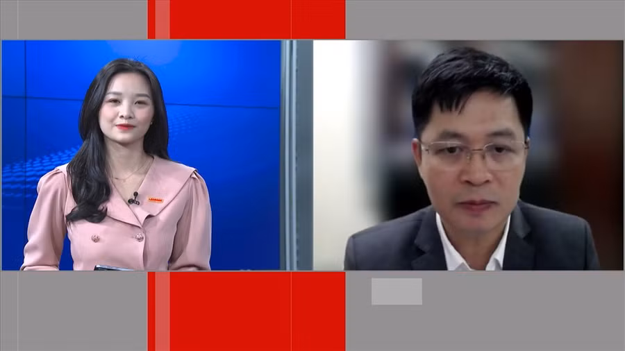 PGS.TS Nguyễn Xuân Thành - Vụ trưởng Vụ giáo dục Trung học (Bộ Giáo dục và Đào tạo) trao đổi với phóng viên Báo Lao Động tại tọa đàm.