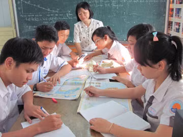 Có thể tổ chức bồi dưỡng học sinh giỏi kết hợp với ôn thi đại học 