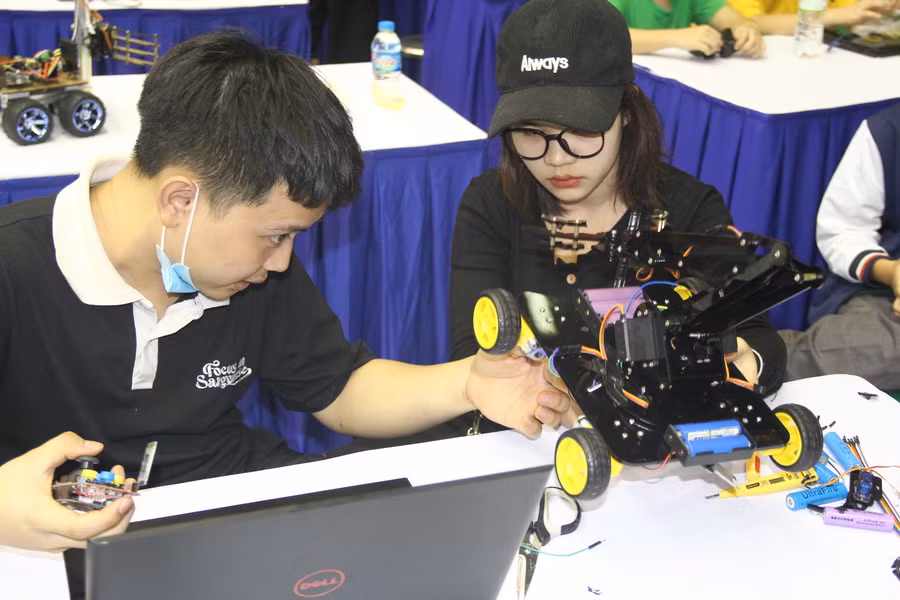 Liên thông giáo dục nghề nghiệp và giáo dục đại học góp phần xây dựng xã hội học tập. Ảnh minh họa: Sỹ Điền