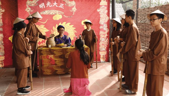 Tác phẩm Tắt đèn của Ngô Tất Tố được học sinh hóa thân vào các nhân vật. Ảnh: ITN