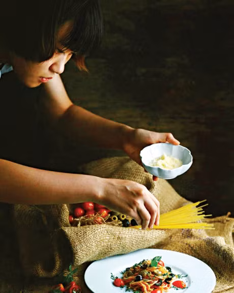 Lam dep mon an: Nghe hiem, la, cong phu va 