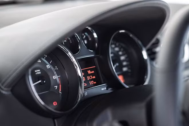 Ngắm cặp “lính mới” của thị trường ôtô Việt ảnh 7