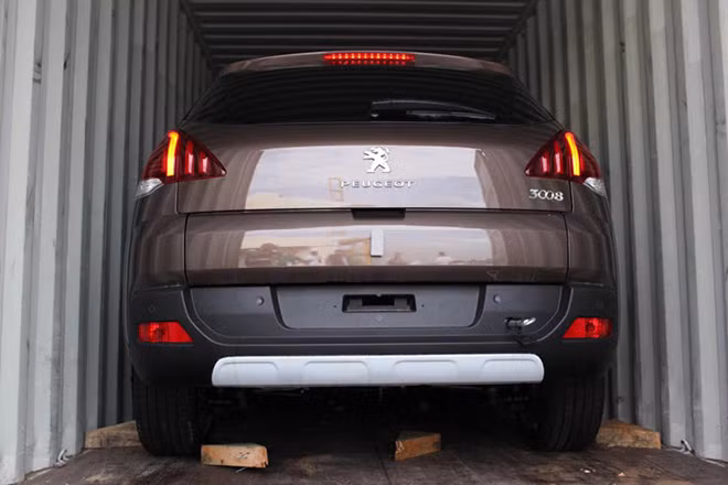 Ngắm cặp “lính mới” của thị trường ôtô Việt ảnh 9