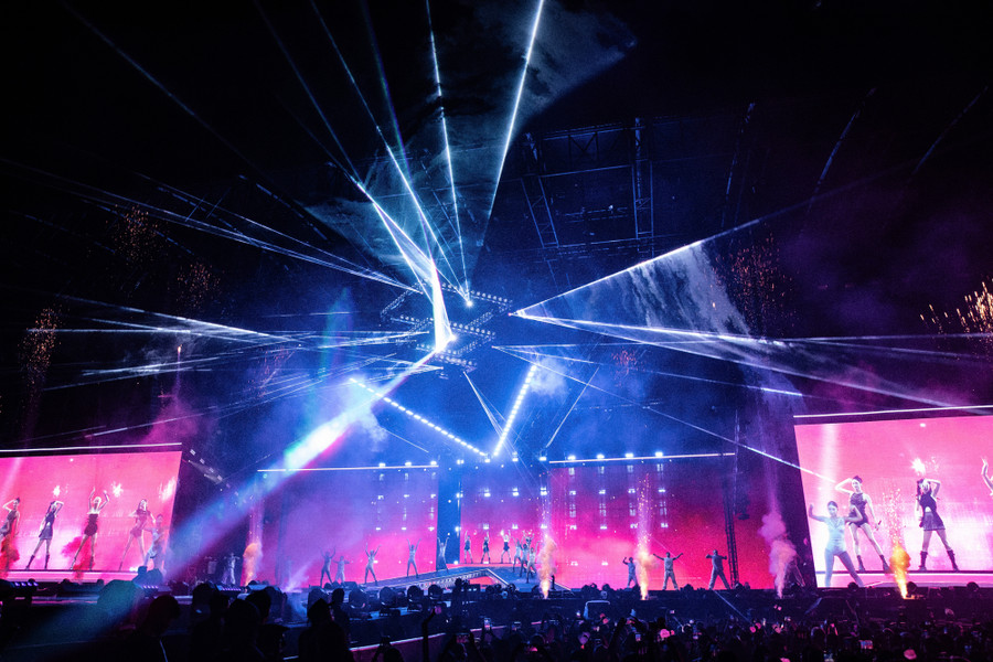 Concert Born Pink của BLACKPINK tại Hà Nội diễn ra trong hai đêm 29 và 30/7 tại Sân vận động Quốc gia Mỹ Đình đã kết thúc tốt đẹp. Concert Born Pink của BLACKPINK tại Hà Nội diễn ra trong hai đêm 29 và 30/7 tại Sân vận động Quốc gia Mỹ Đình đã kết thúc tốt đẹp.