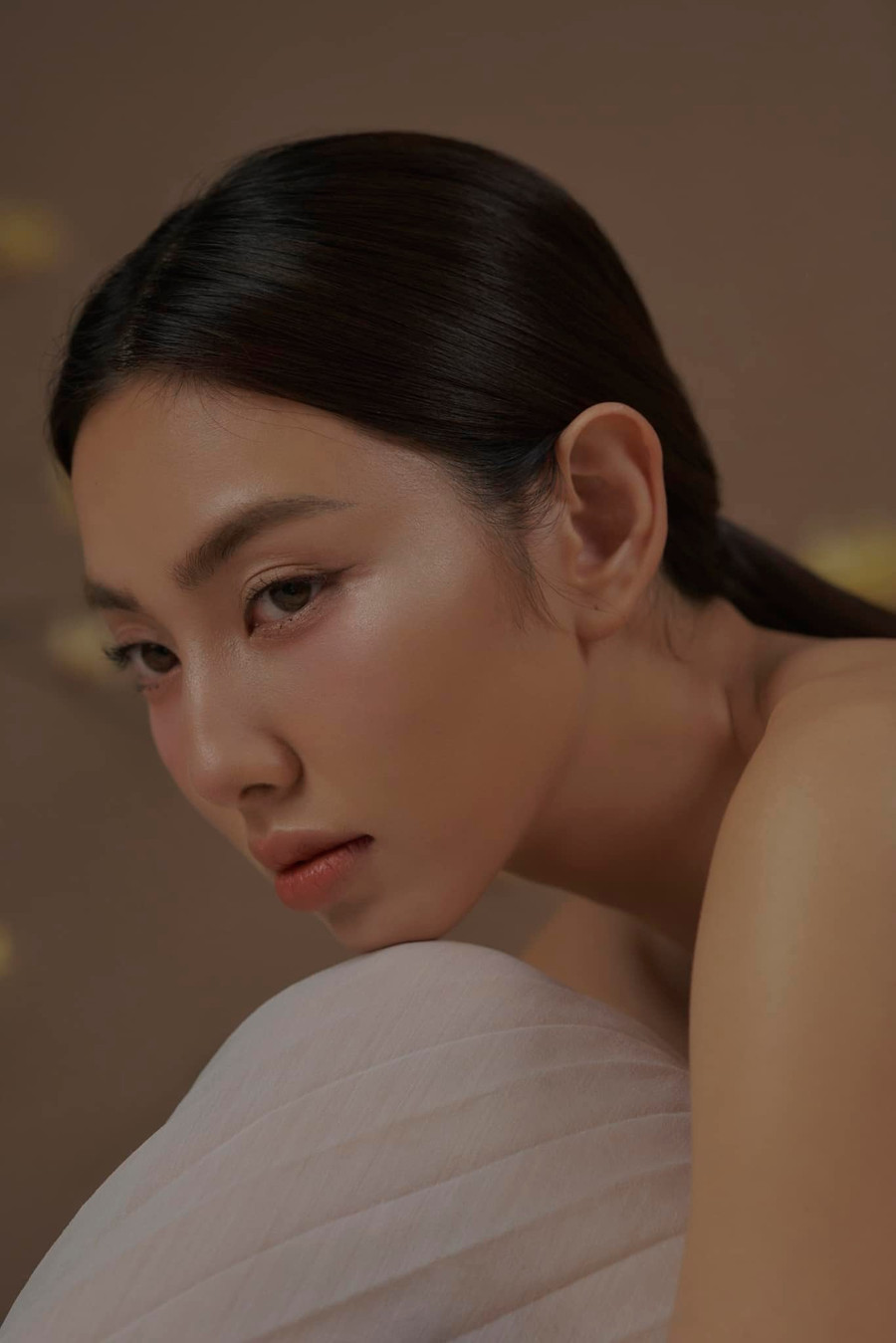 Hoa hậu Thùy Tiên bất ngờ thừa nhận bản thân không phải là người hoàn hảo.