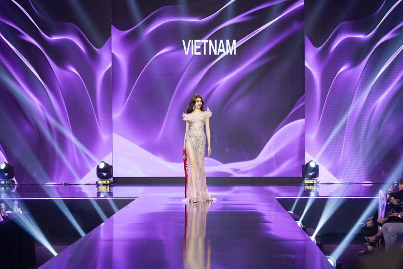 Đặng Dương Thanh Thanh Huyền là đại diện Việt Nam tham gia Miss Charm 2023. Đặng Dương Thanh Thanh Huyền là đại diện Việt Nam tham gia Miss Charm 2023.