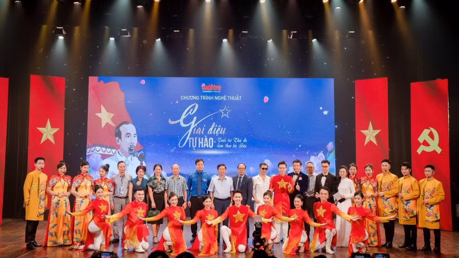 Chương trình “Giai điệu tự hào - Tuổi trẻ Thủ đô làm theo lời Bác” có ý nghĩa như đóa hoa thơm dâng lên Người.