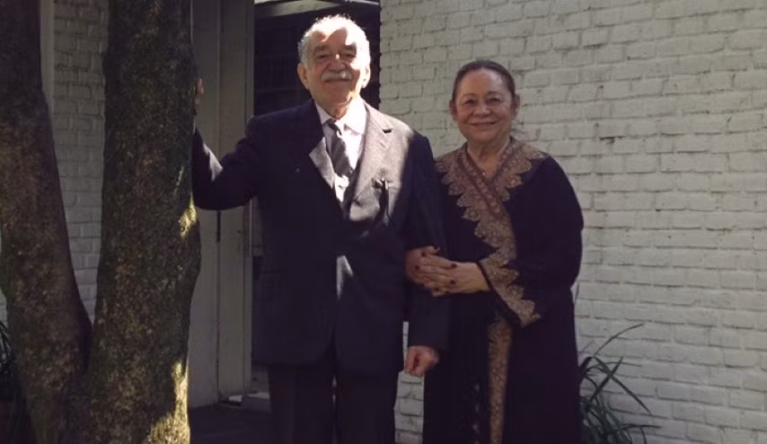 Ảnh chụp nhà văn Gabriel García Márquez cùng vợ là Mercedes Barcha năm 2012. Ảnh: Rodrigo García.