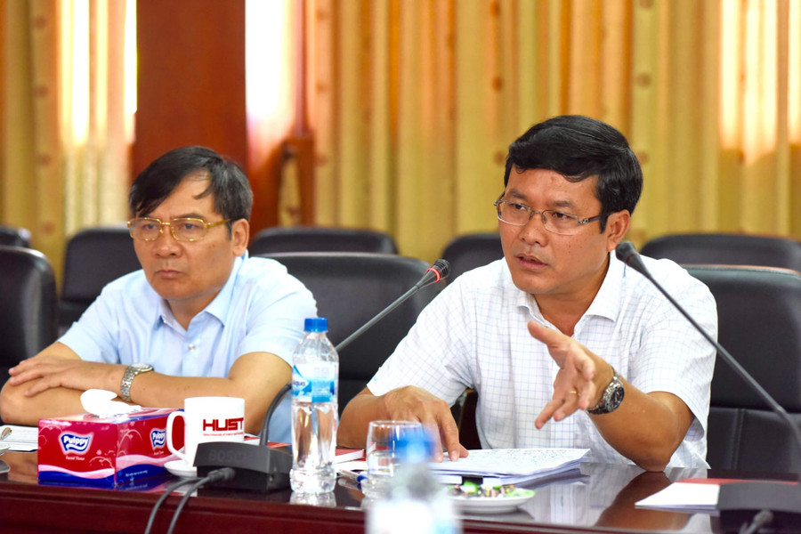 Thứ trưởng Bộ GD&ĐT Nguyễn Văn Phúc phát biểu tại Hội nghị