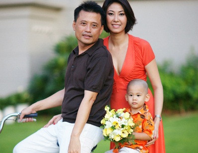 Đường tình duyên lận đận của hoa hậu, á hậu Việt - Ảnh 13 Đường tình duyên lận đận của hoa hậu, á hậu Việt - Ảnh 13