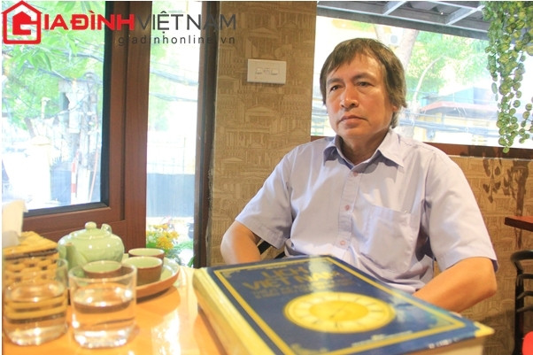 muốn tính âm lịch bắt buộc ta phải sử dụng các mô hình thiên văn để tính pha Mặt trăng hay vị trí của Trái đất và để viết thuật toán đầy đủ cần nhiều trang giấy 1 Theo ông Bình: muốn tính âm lịch bắt buộc ta phải sử dụng các mô hình thiên văn để tính pha Mặt trăng hay vị trí của Trái đất và để viết thuật toán đầy đủ cần nhiều trang giấy