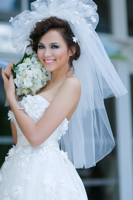 Đường tình duyên lận đận của hoa hậu, á hậu Việt - Ảnh 7