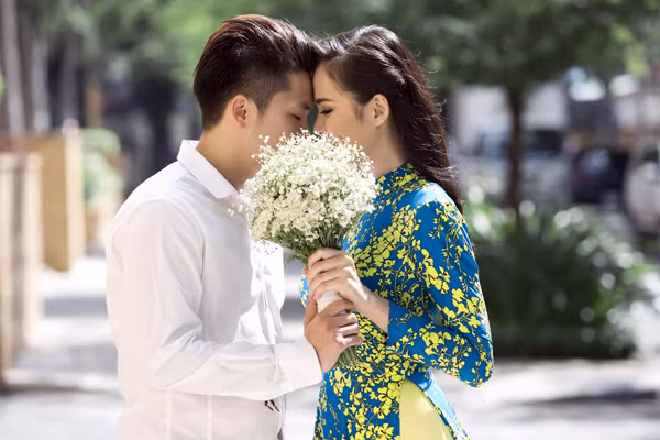 Đường tình duyên lận đận của hoa hậu, á hậu Việt - Ảnh 10