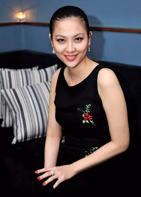 Đường tình duyên lận đận của hoa hậu, á hậu Việt - Ảnh 19