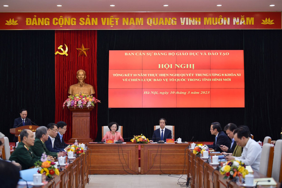 Hội nghị tổng kết 10 năm thực hiện Nghị quyết Trung ương 8, khóa XI về Chiến lược bảo vệ Tổ quốc trong tình hình mới của Bộ GD&amp;ĐT.