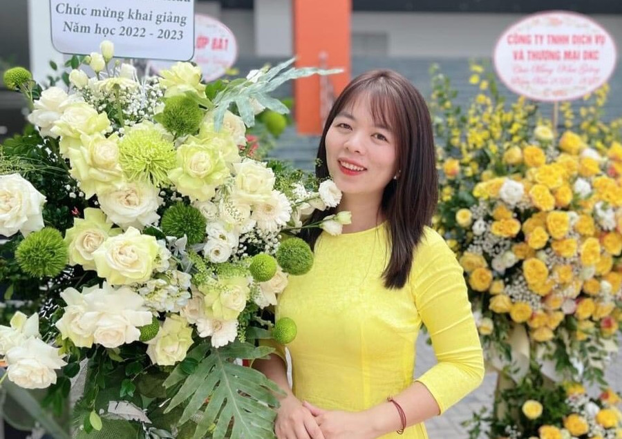 Cô Hồ Thị Huyền Trang, Trường THPT Phenikaa.