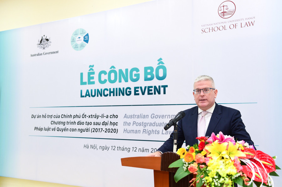 Ngài Craig Chittick – Đại sứ Australia tại Việt Nam - phát biểu tại buổi lễ Ngài Craig Chittick – Đại sứ Australia tại Việt Nam - phát biểu tại buổi lễ