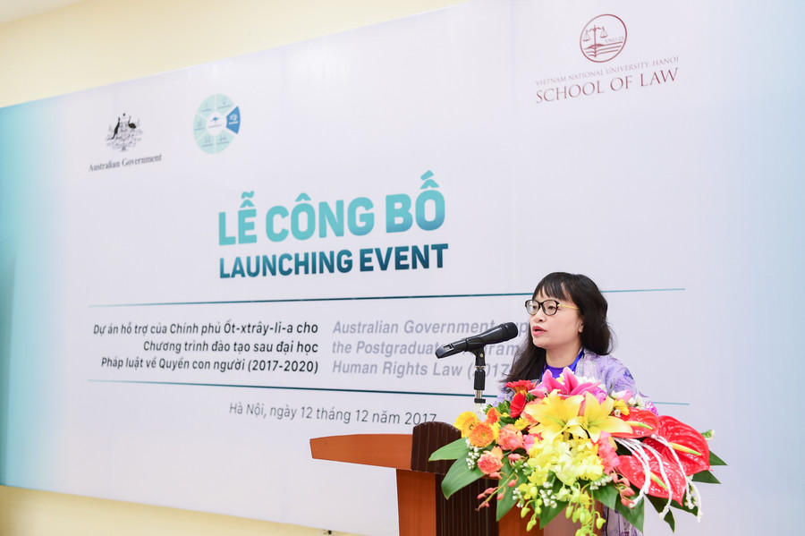 PGS.TS. Nguyễn Thị Quế Anh – Phó Chủ nhiệm, phụ trách Khoa Luật - phát biểu tại buổi lễ PGS.TS. Nguyễn Thị Quế Anh – Phó Chủ nhiệm, phụ trách Khoa Luật - phát biểu tại buổi lễ