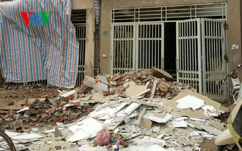 sau vu no kinh hoang o van phu: thiet hai nang ne, dan biet keu ai? hinh 1