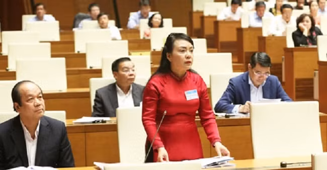 Bộ trưởng Bộ Y tế Nguyễn Thị Kim Tiến 