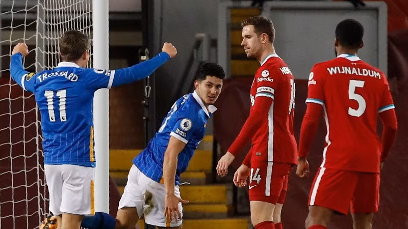 Liverpool cần phải thắng Man City để níu hi vọng sau khi thua sốc Brighton.