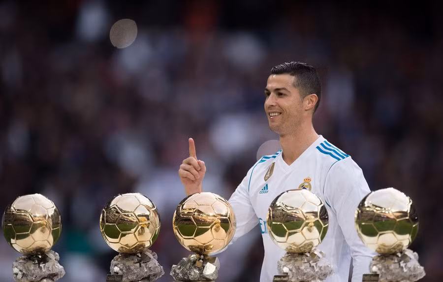 Những huyền thoại bóng đá tuổi Sửu