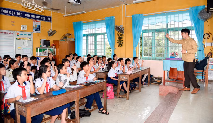 Tăng chỉ tiêu đào tạo các ngành sư phạm, đào tạo theo đặt hàng được nhà trường, địa phương tập trung thực hiện.