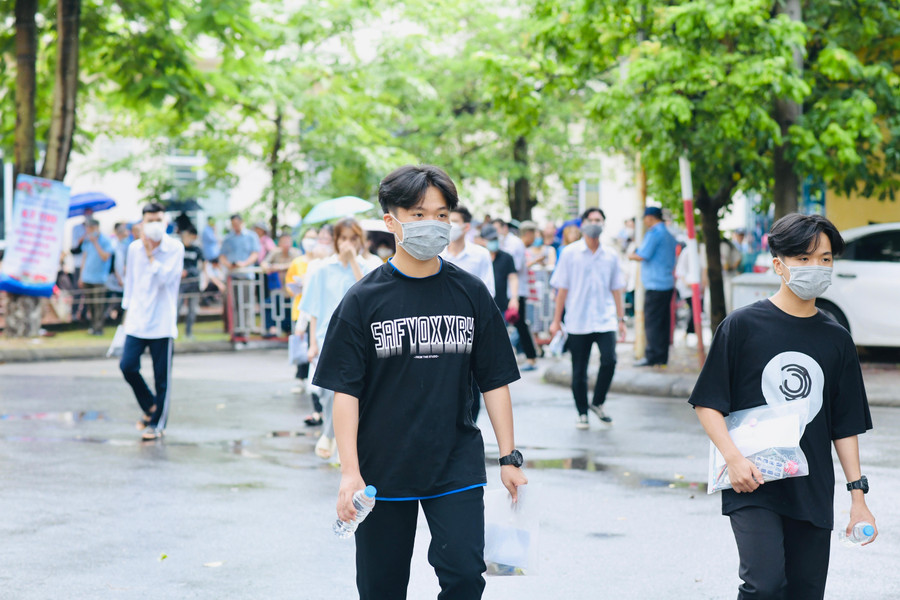 Thí sinh tham dự Kỳ thi đánh giá tư duy năm 2022 của Trường ĐH Bách khoa Hà Nội. Thí sinh tham dự Kỳ thi đánh giá tư duy năm 2022 của Trường ĐH Bách khoa Hà Nội.