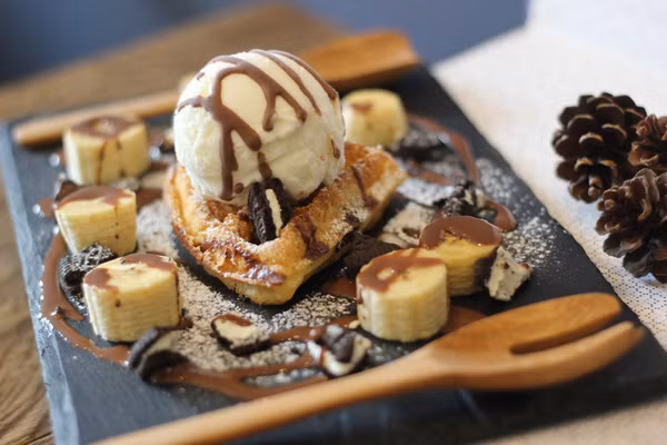 11 quán cà phê mở cửa xuyên Tết ở Hà Nội