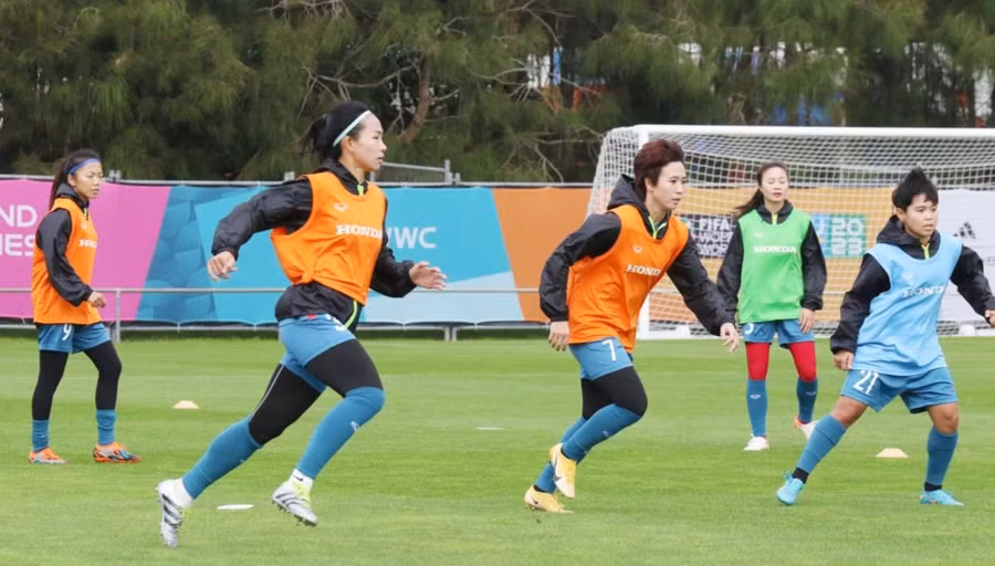 Đội tuyển nữ Việt Nam tập luyện tại New Zealand. Ảnh: INT.