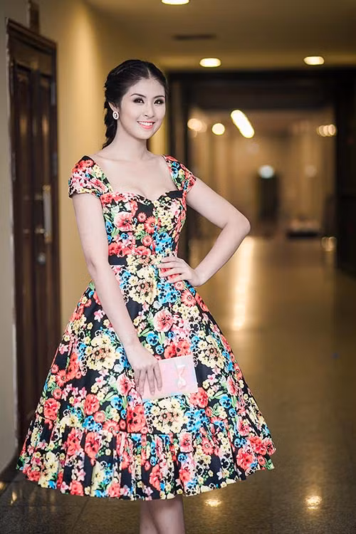 Thời trang cổ điển, thanh lịch đáng học hỏi của hoa hậu Ngọc Hân