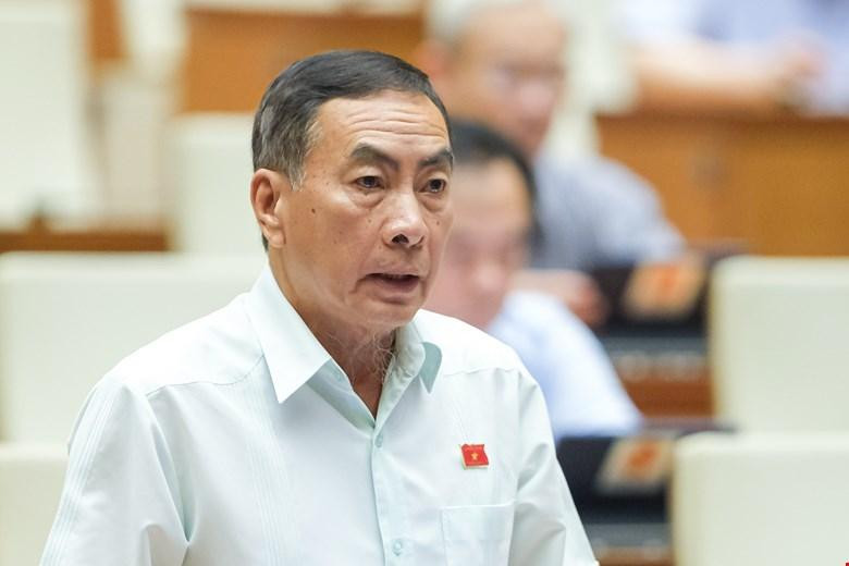 Đại biểu Quốc hội Phạm Văn Hòa.