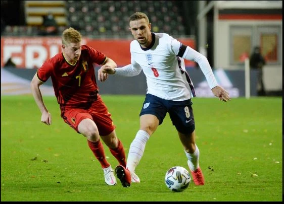 Jordan Henderson là ngôi sao mới nhất gia nhập danh sách thương binh của Liverpool.