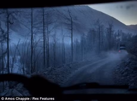 Ngoi lang lanh nhat the gioi - noi mat 3 ngay de chon cat nguoi chet - Anh 13