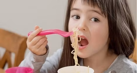 Sai lầm ăn sáng tai hại khiến hệ miễn dịch của trẻ suy giảm