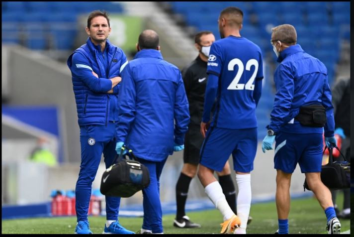 Tân binh giá 38 triệu bảng của Chelsea tập tễnh rời sân.