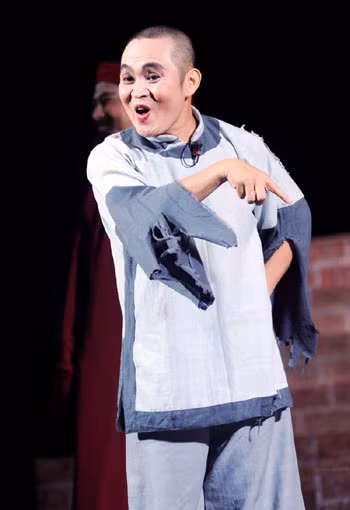 Nghệ sĩ Xuân Hinh