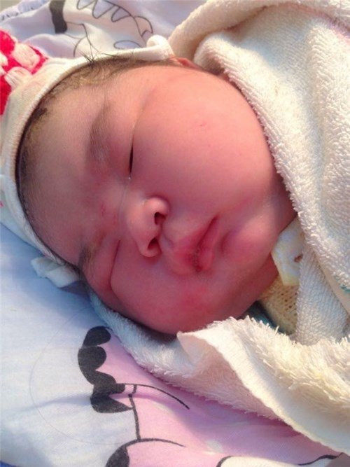 em bé, nặng, 6,1kg, Nam Định