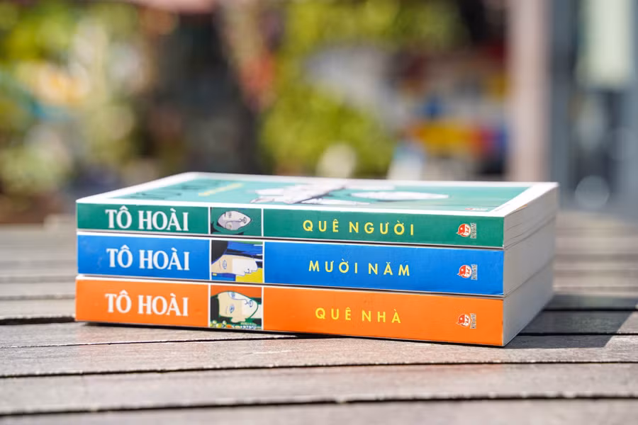 Bộ ba tiểu thuyết lịch sử của nhà văn Tô Hoài.