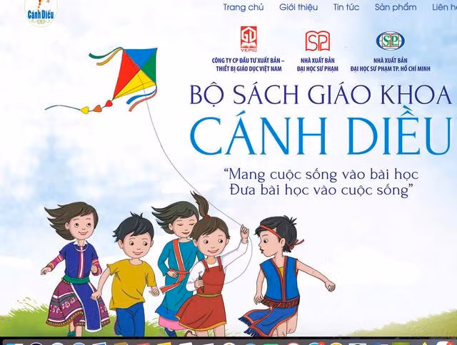 Sách giáo khoa Cánh Diều.