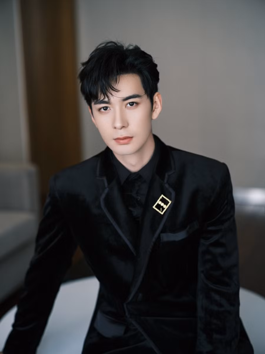 Những diễn viên nổi tiếng Trung Quốc bắt đầu sự nghiệp từ ngôi sao nhí ảnh 5