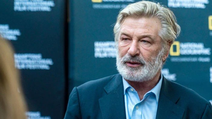 Vụ tài tử Alec Baldwin bắn chết nữ đạo diễn ở phim trường đang là chủ đề được quan tâm nhất Hollywood hiện nay.