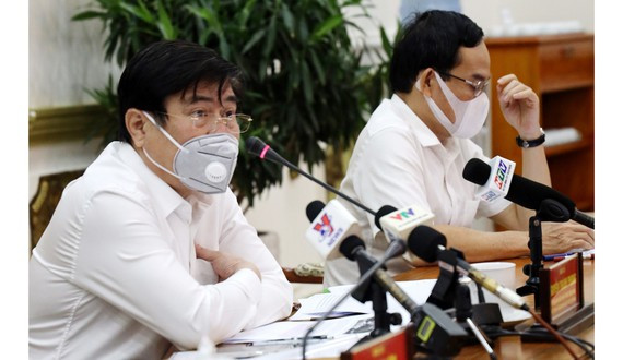 Chủ tịch UBND TP.HCM chủ trì cuộc họp trực tuyến Ban chỉ đạo phòng chống dịch CoVid-19 TP.HCM. Ảnh: Trung tâm Báo chí TP