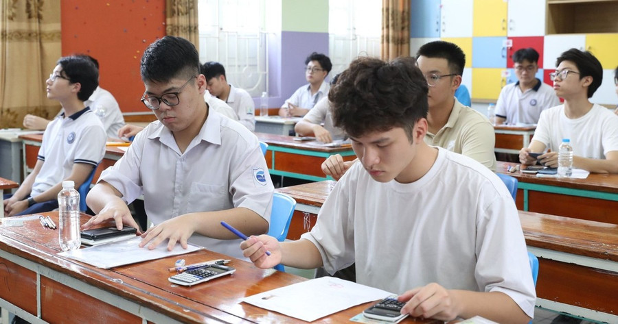 Thí sinh dự thi tốt nghiệp THPT năm 2023. Ảnh: Quang Phúc
