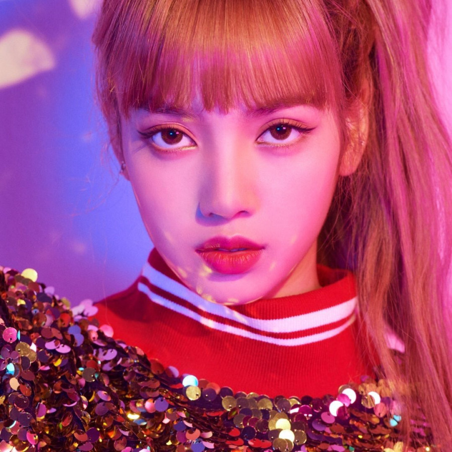 Cách vẽ mắt mèo giúp mắt to tròn xinh đẹp hút hồn như Lisa (BlackPink) ảnh 3 lisa3