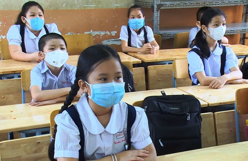 Học sinh học trực tiếp cũng bắt nhịp được với năm học mới. Ảnh minh họa