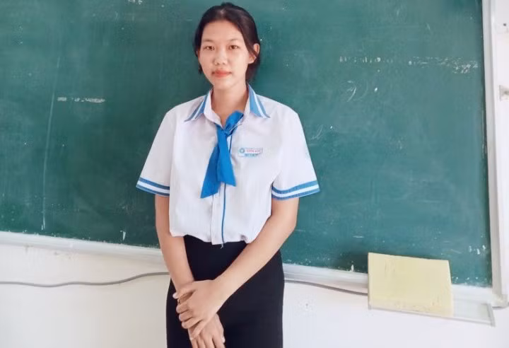 Em Thạch Thị Kim Thoa.